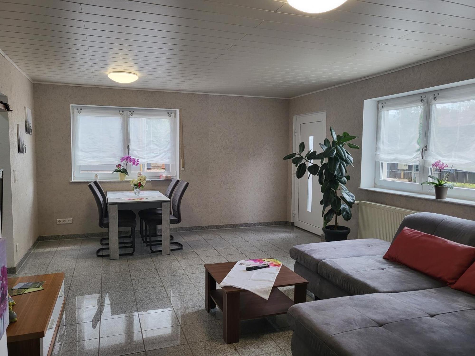 Ferienwohnung Schardt Annweiler am Trifels Exterior foto